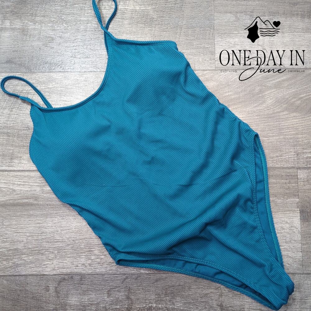 Adisputent Ribbed One Piece Swimsuit Size XL